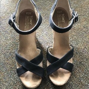 TOMS sienna wedges size 7.5